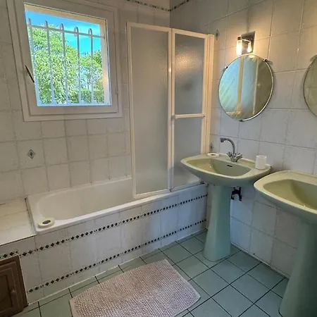 House With Heated Pool Ardèche * Etables (Ardeche)
